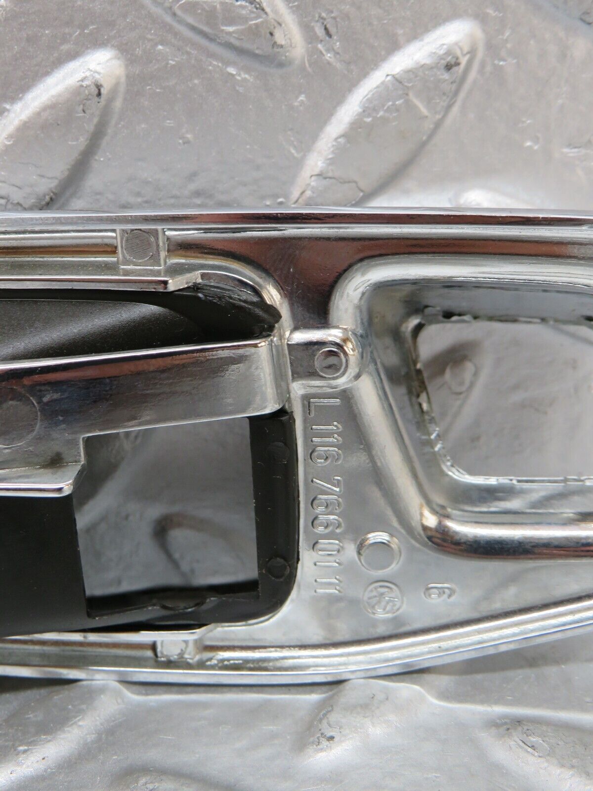 39376 Mercedes-Benz W123 280E Chrome Frame Door Handle Rear Left 1167660111