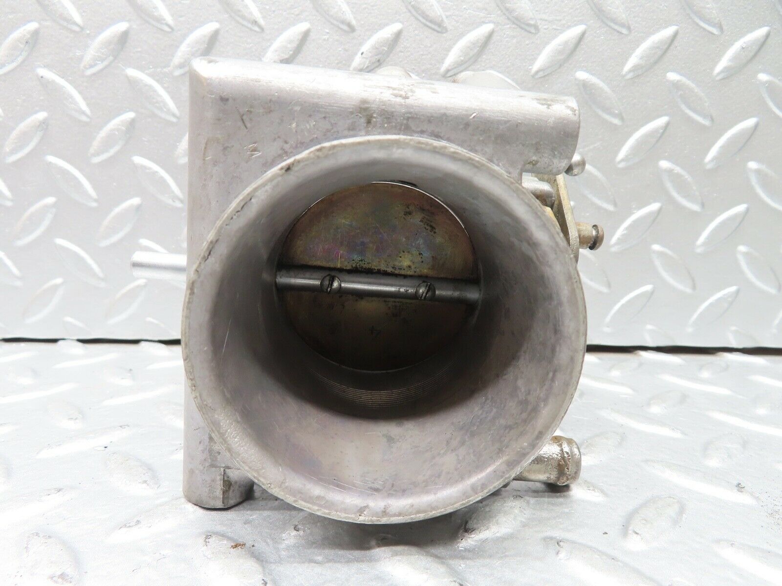 20880 Mercedes-Benz W114 250CE Coupe Throttle Body Valve