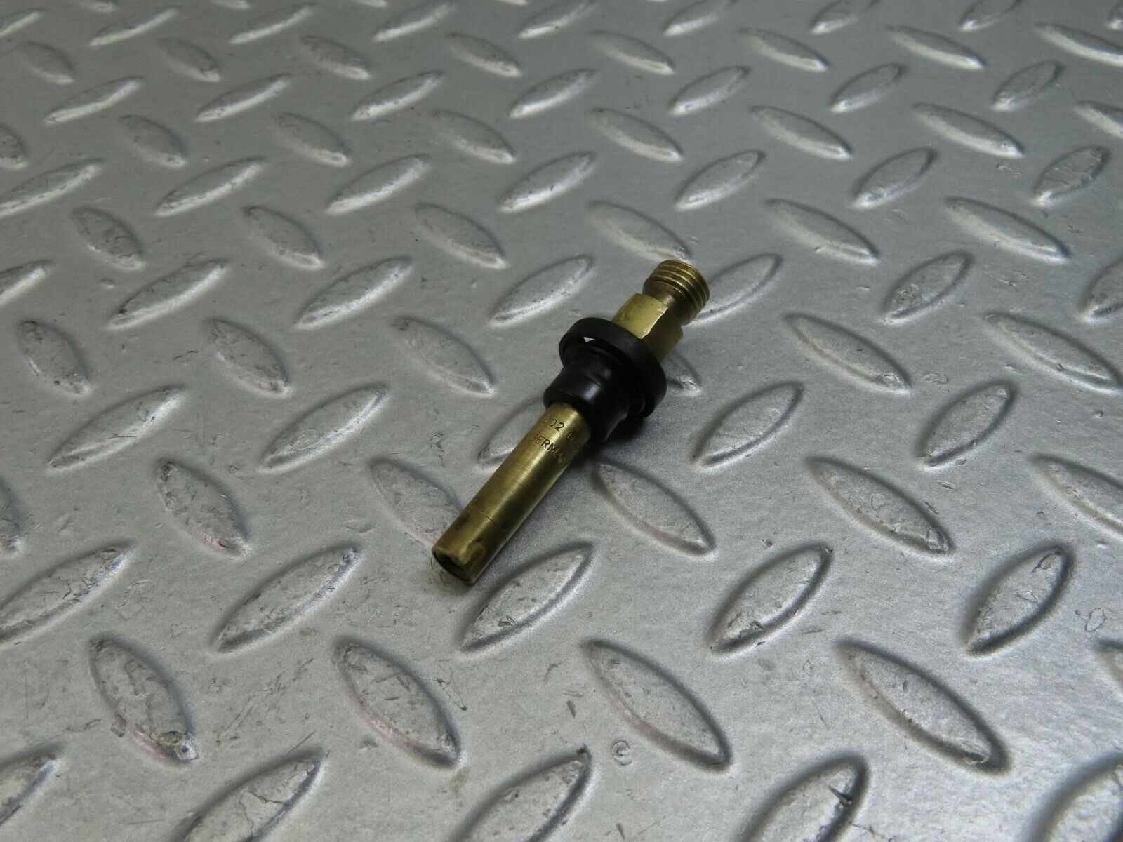 9466 Mercedes-Benz C124 300CE Coupe Fuel Injector Bosch 0437502010