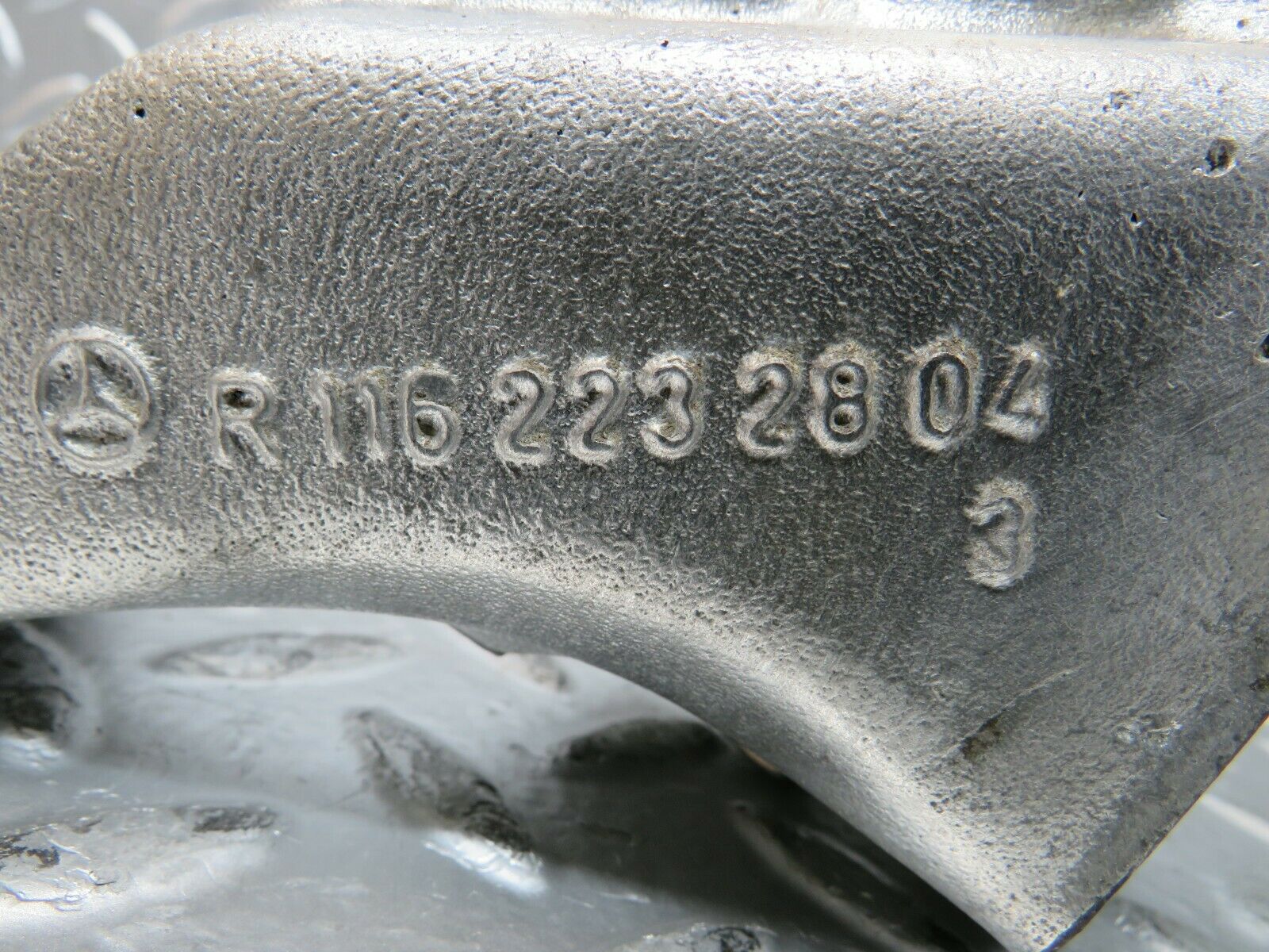 23285 Mercedes-Benz W116 350SE Engine Mount Bracket Right Side 1162232804