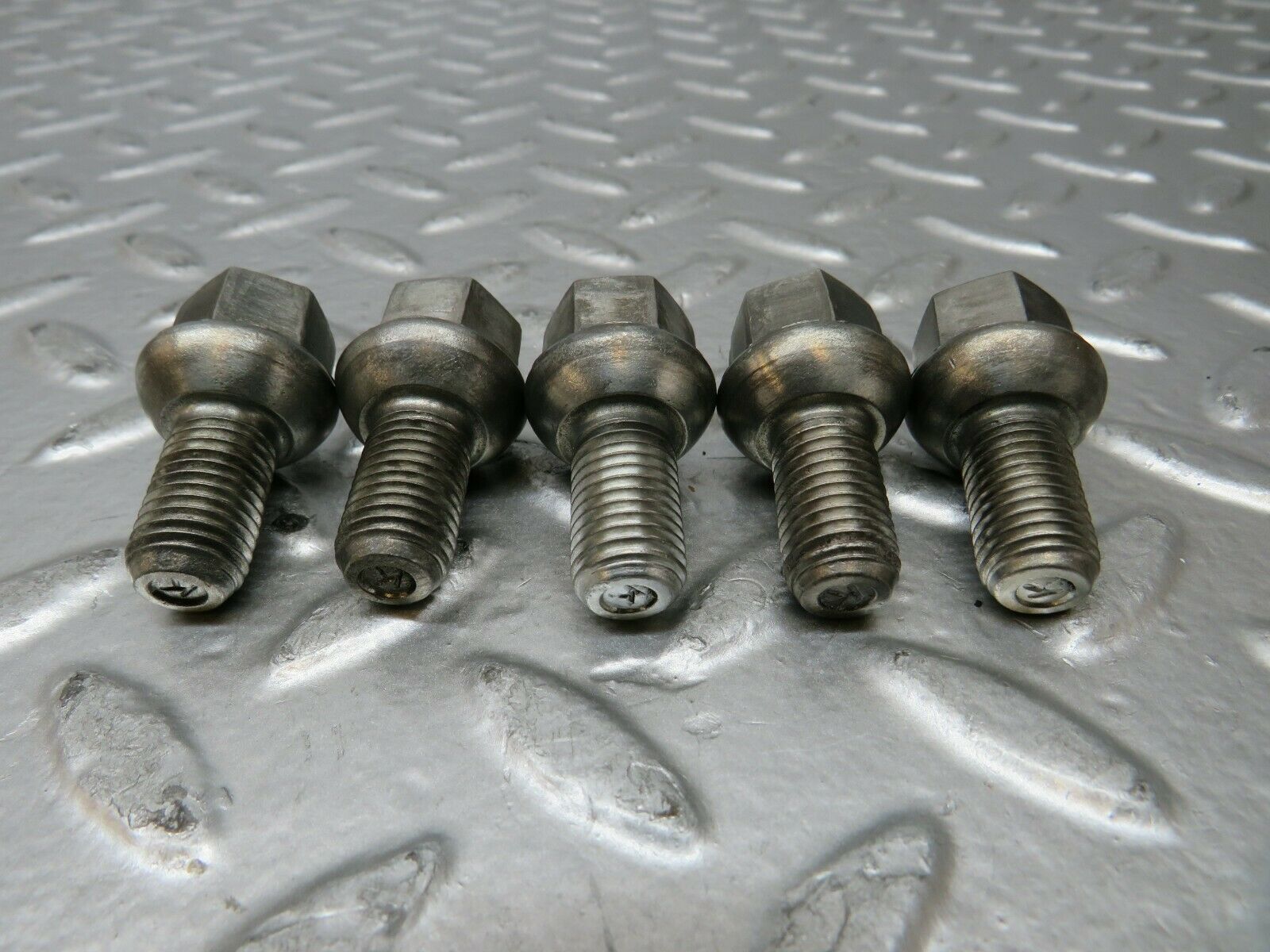 23604 Mercedes-Benz 5x Steel Wheel Lug Bolt M12x1.5