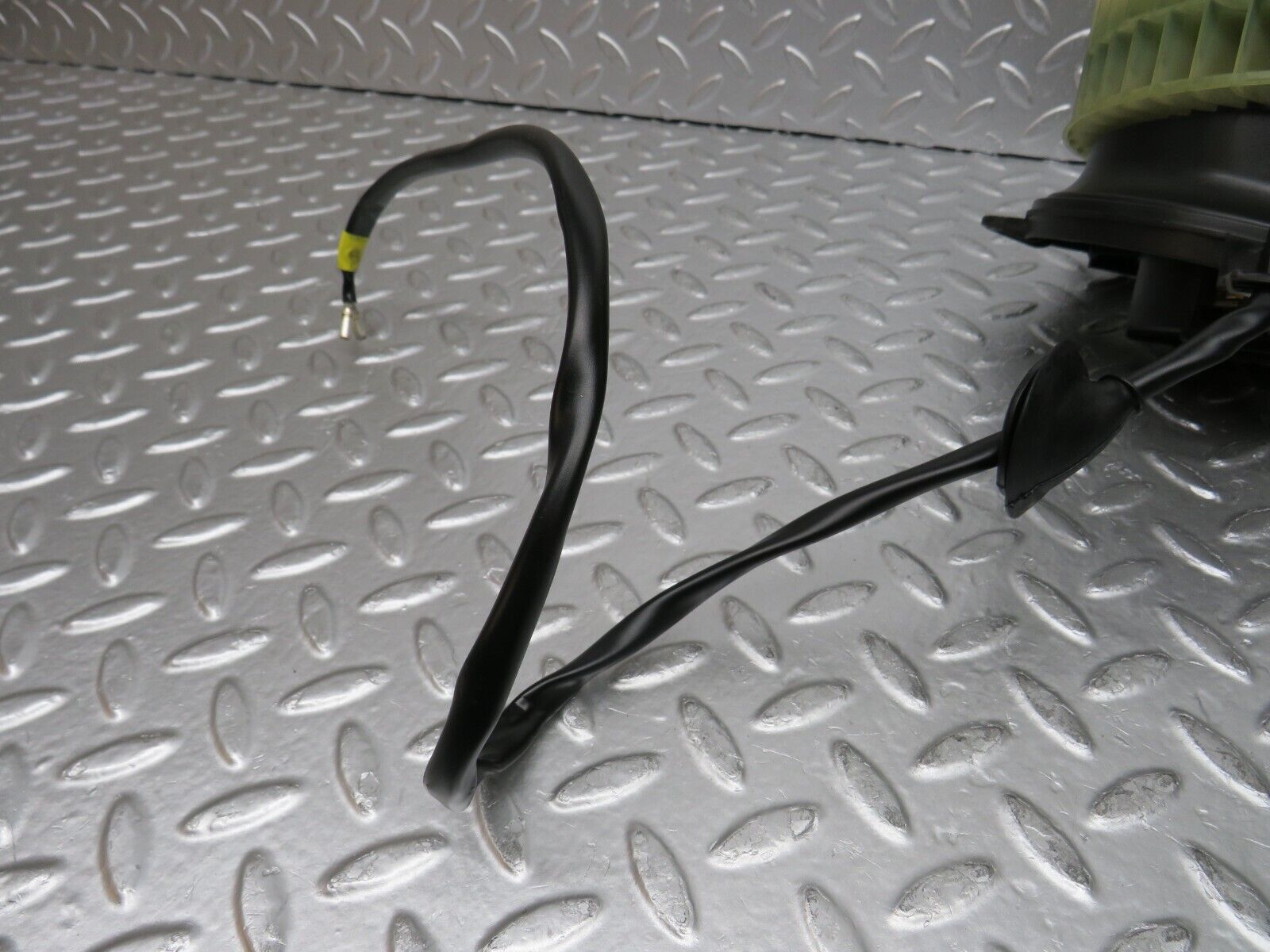 30423 Mercedes-Benz W124 230E Heater Blower Motor