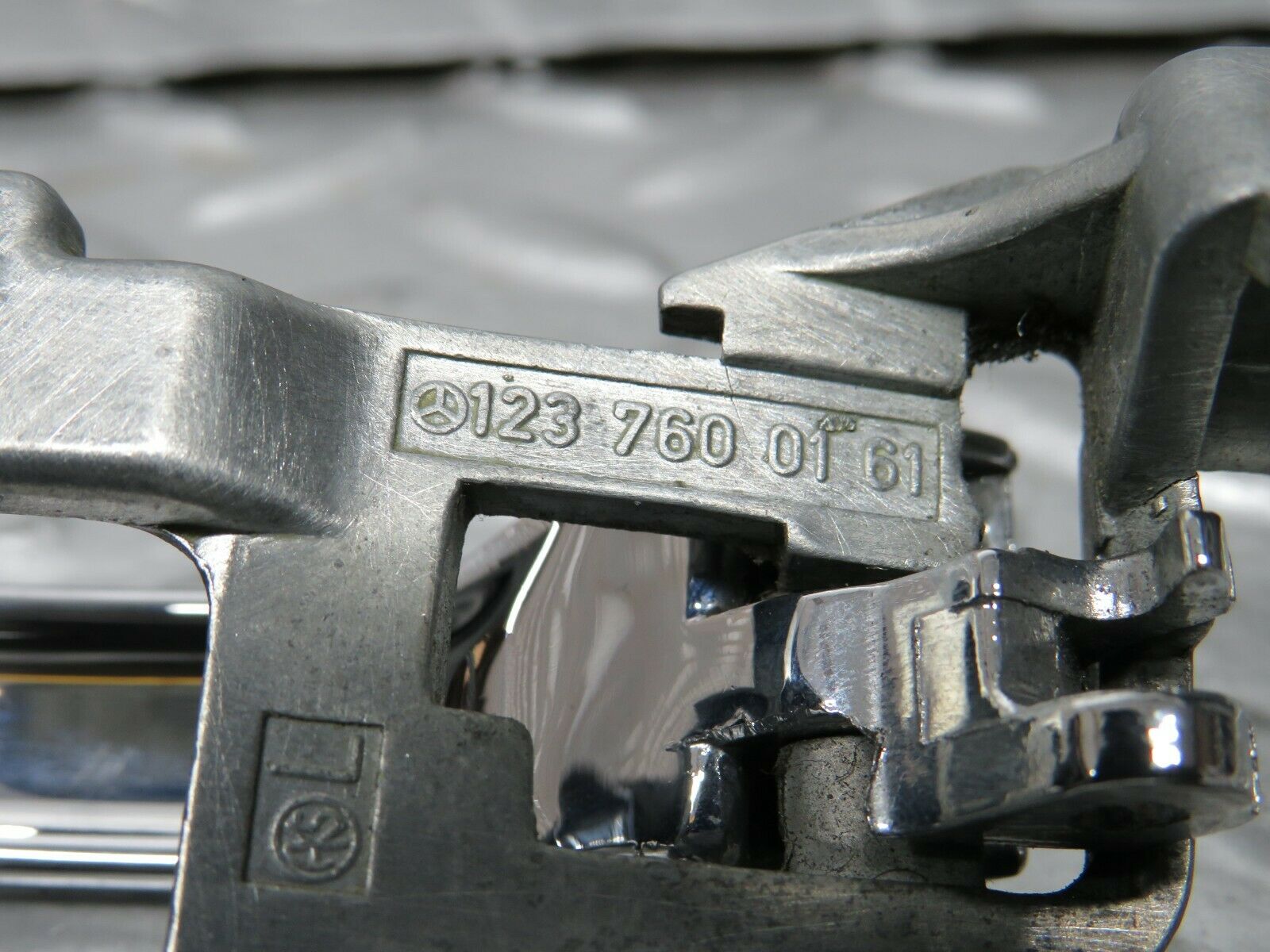 23969 Mercedes-Benz W123 280E Left Interior Door Handle 1237600161