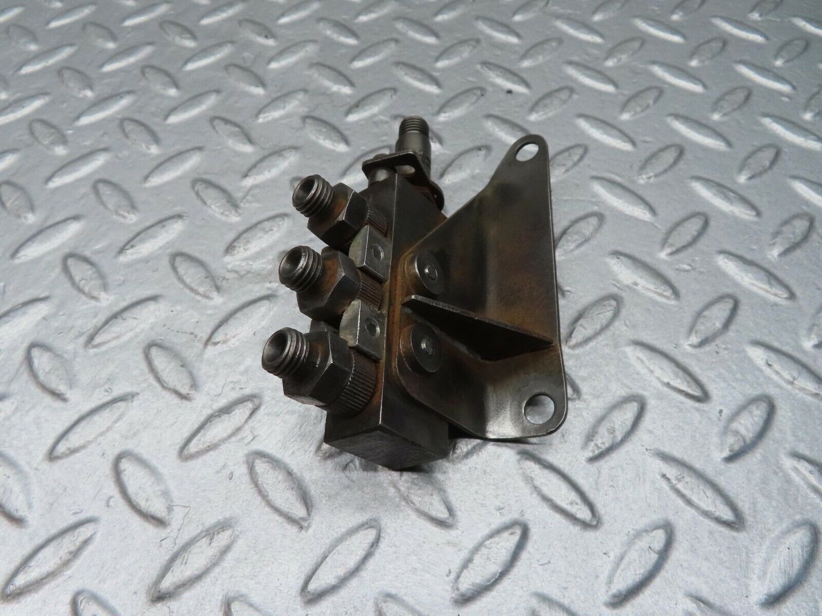 12885 Mercedes-Benz W111 220SE Fuel Injection Distributor