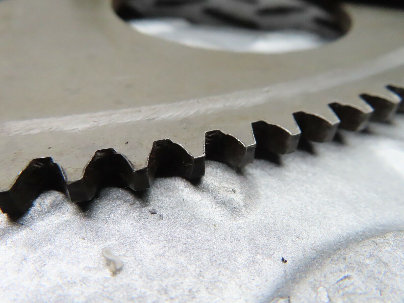 20332 Mercedes-Benz W114 280CE Coupe Front Right Manual Window Regulator