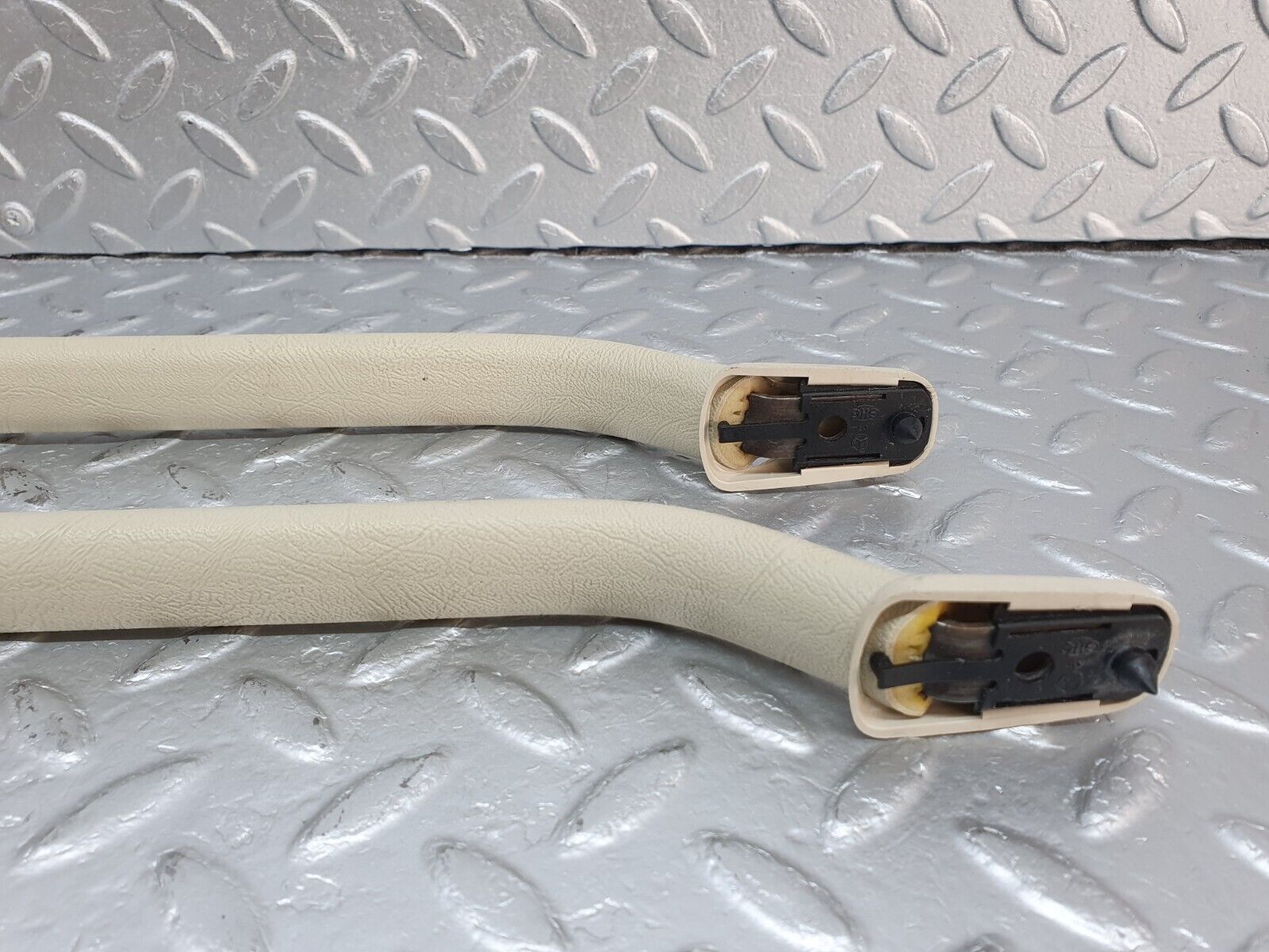 41061 Mercedes-Benz W126 300SE Interior Roof Grab Handle Set
