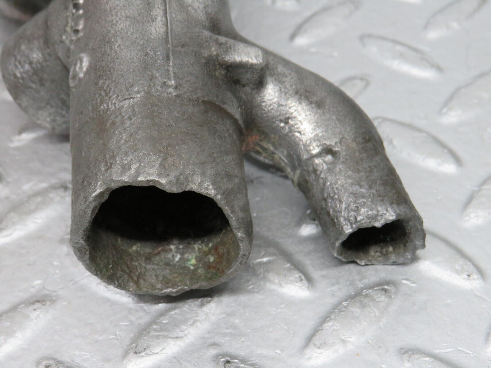 35910 Mercedes-Benz 240D OM616.912 Water Pump Housing 1212010601