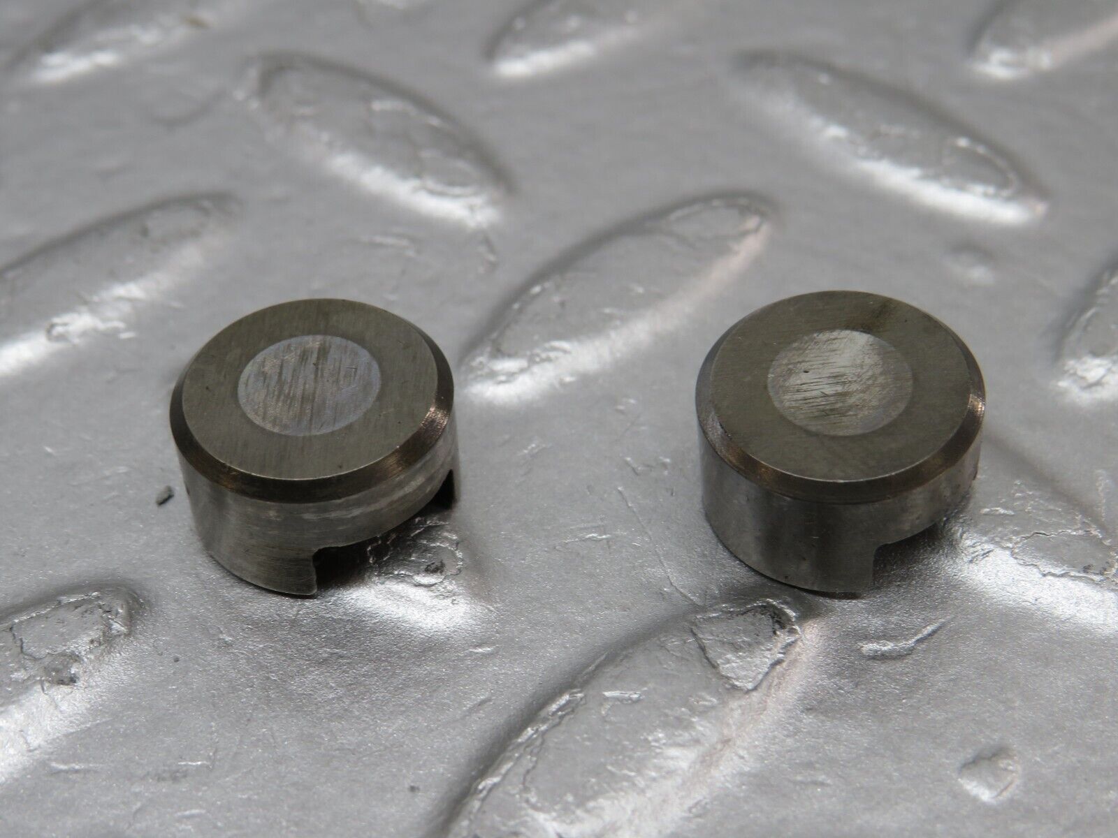 34559 Mercedes-Benz C126 380SEC Coupe Rocker Arm With Valve Tappet