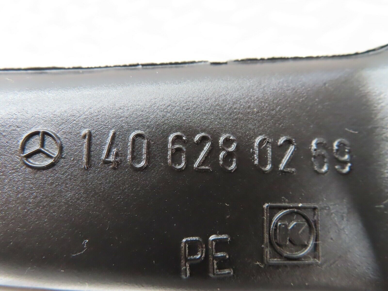 19527 Mercedes-Benz C140 CL420 Coupe Engine Bay Water Drain Right 1406280473