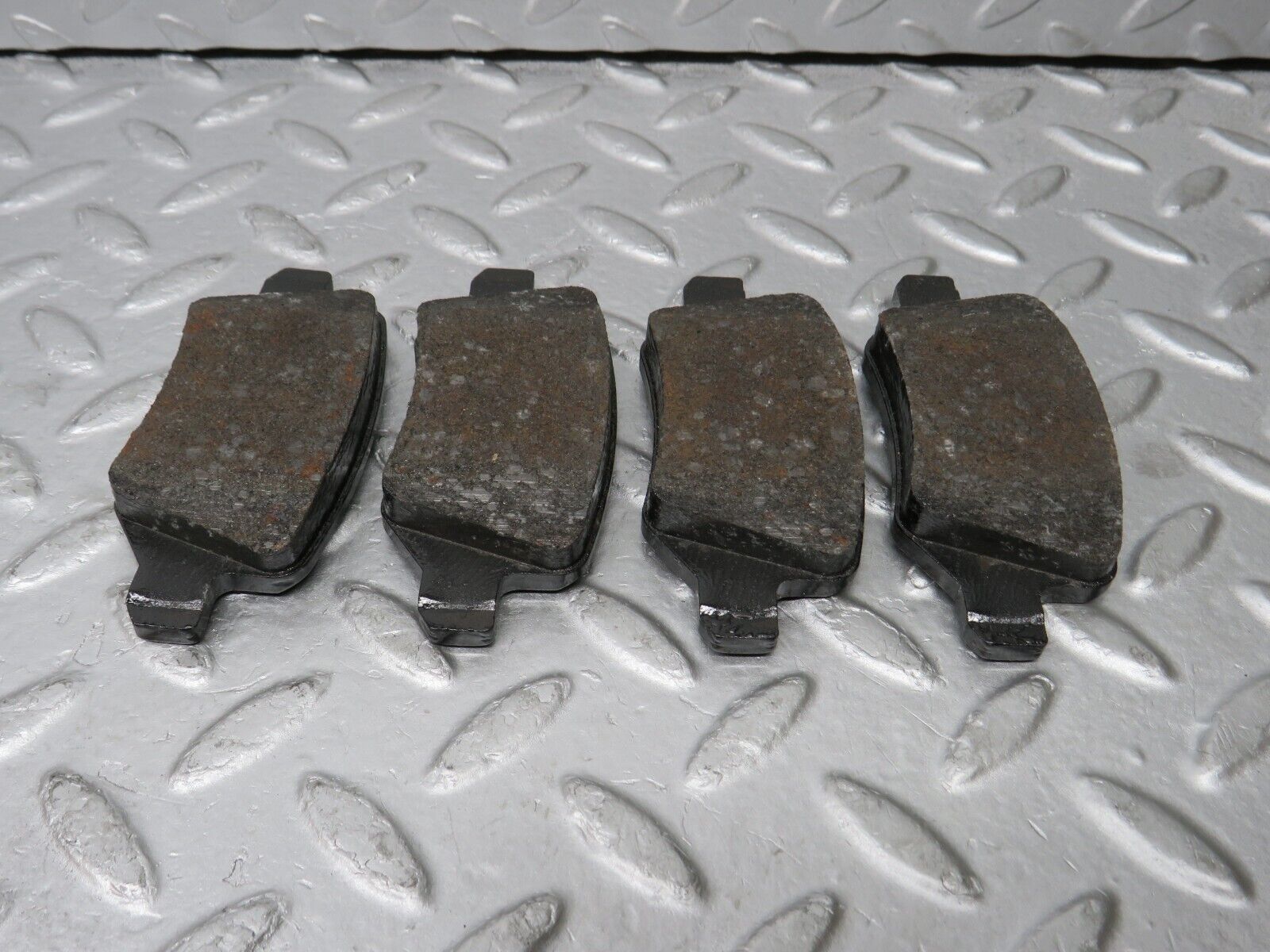 38210 Mercedes-Benz W168 Genuine Rear Brake Pads New 1684200420
