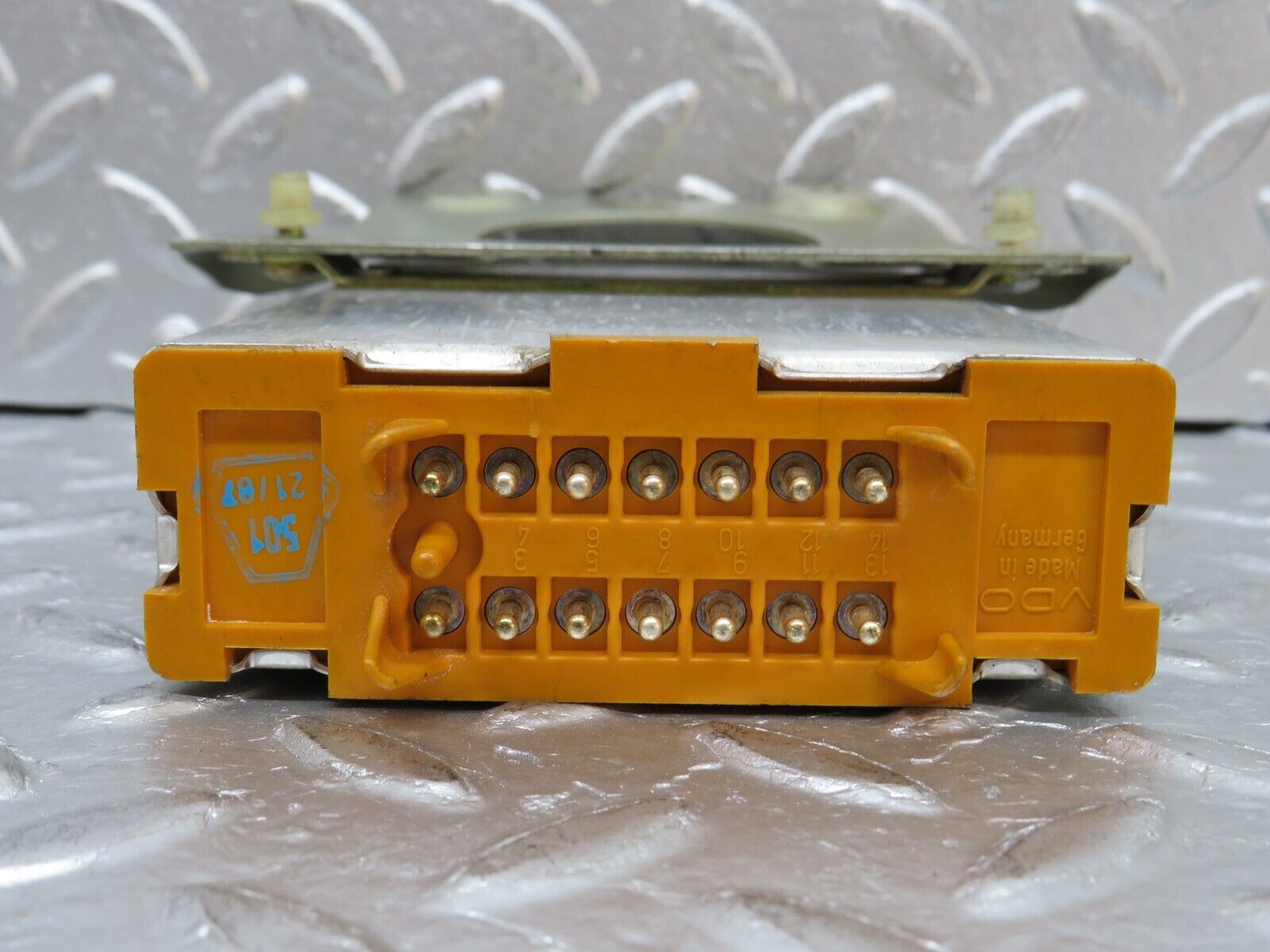 32483 Mercedes-Benz S124 300TE Wagon Cruise Control Module Unit 0035450932