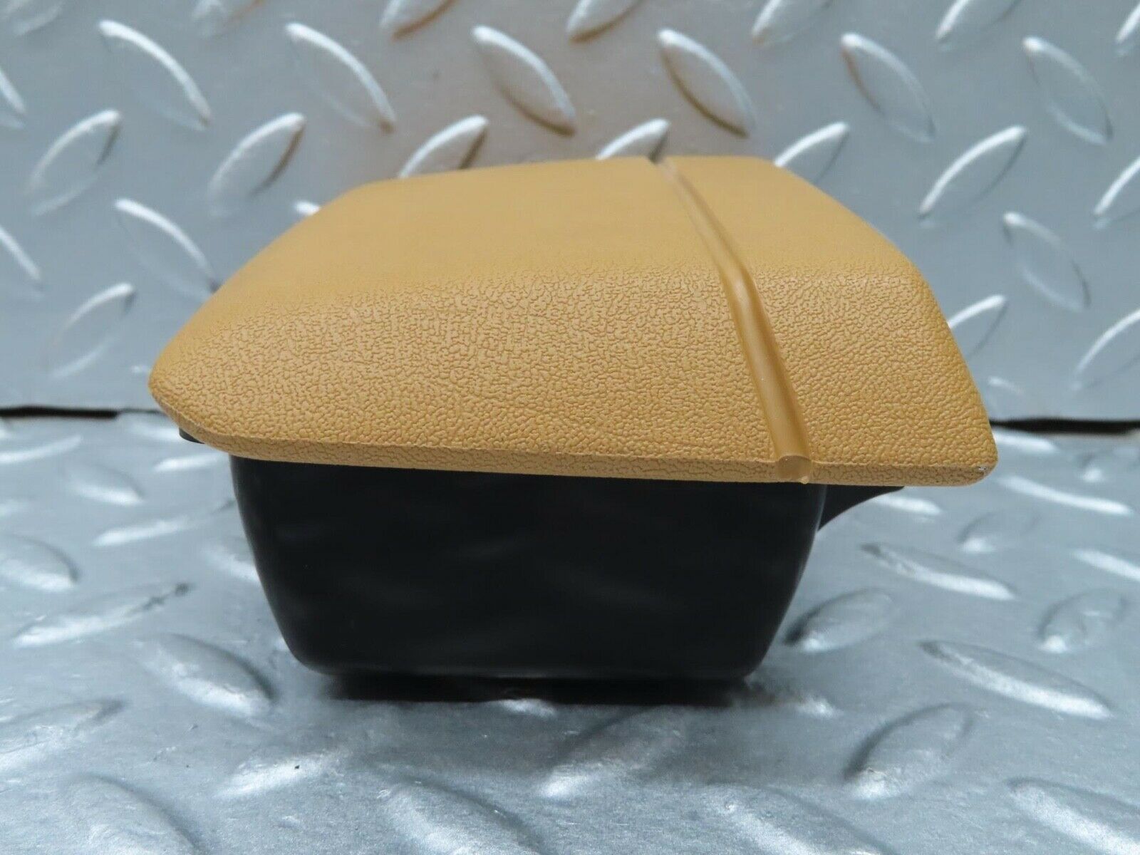 15952 Mercedes-Benz W123 280E Rear Door Ashtray