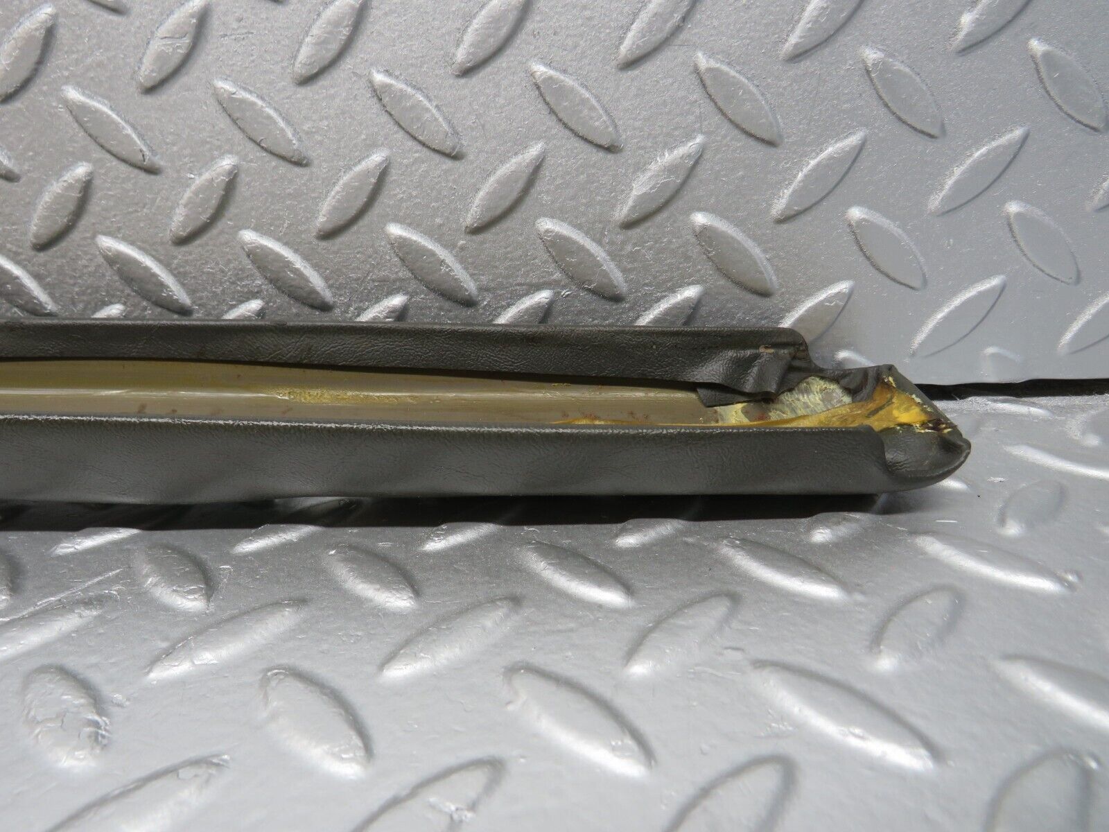 40241 Mercedes-Benz W110 230 B Pillar Cover Left Side