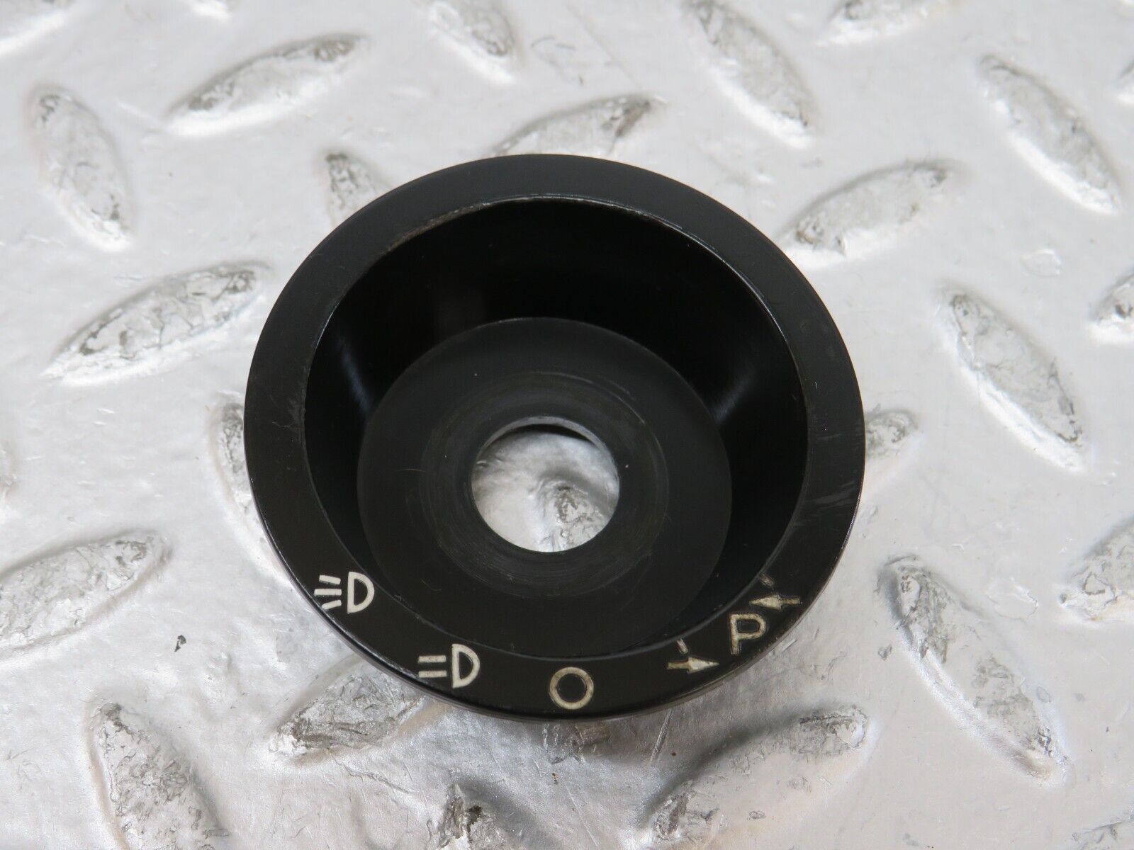 26162 Mercedes-Benz W116 450SE Headlight Switch Black Collar And Knob