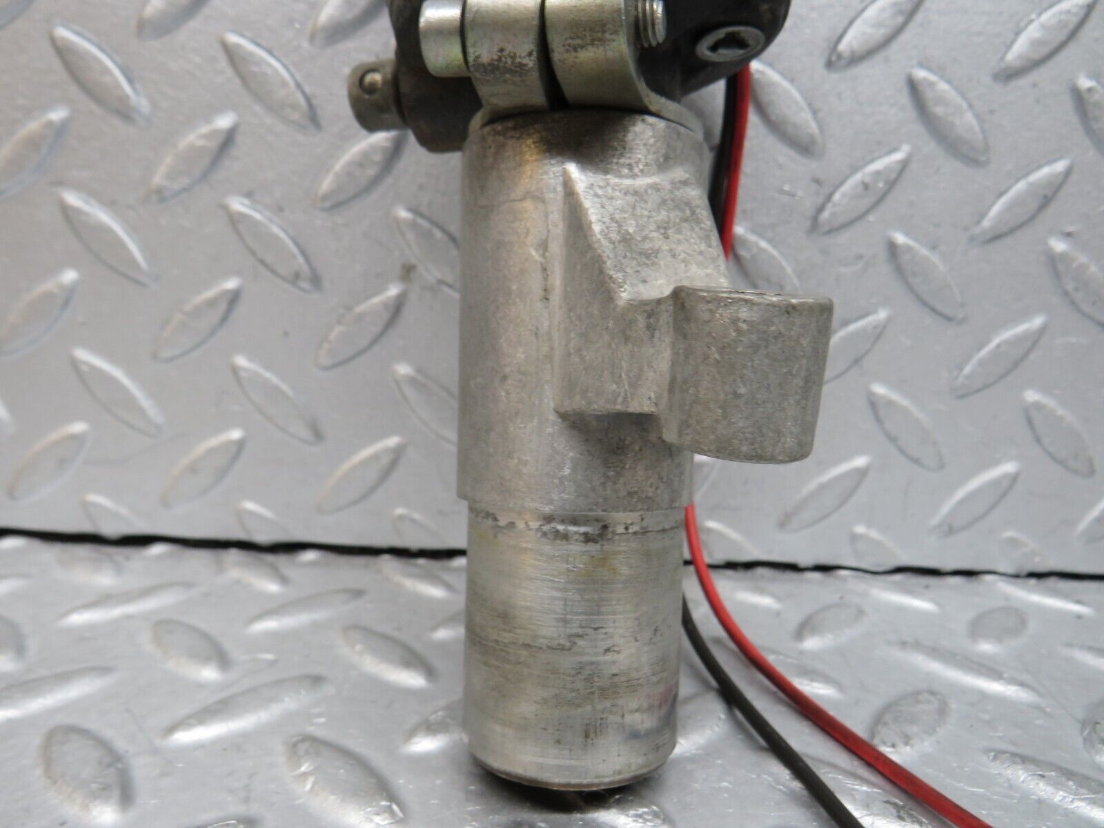 37717 Mercedes-Benz W108 280S Ignition Distributor 0231116048