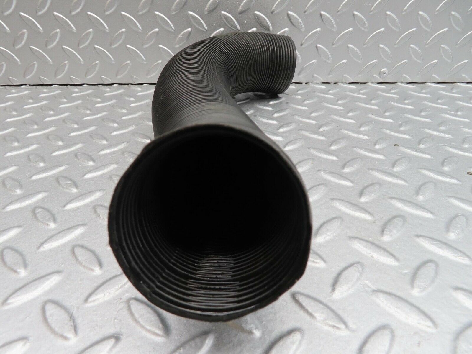 13941 Mercedes-Benz C107 280SLC Dash Air Vent Pipe Right Side