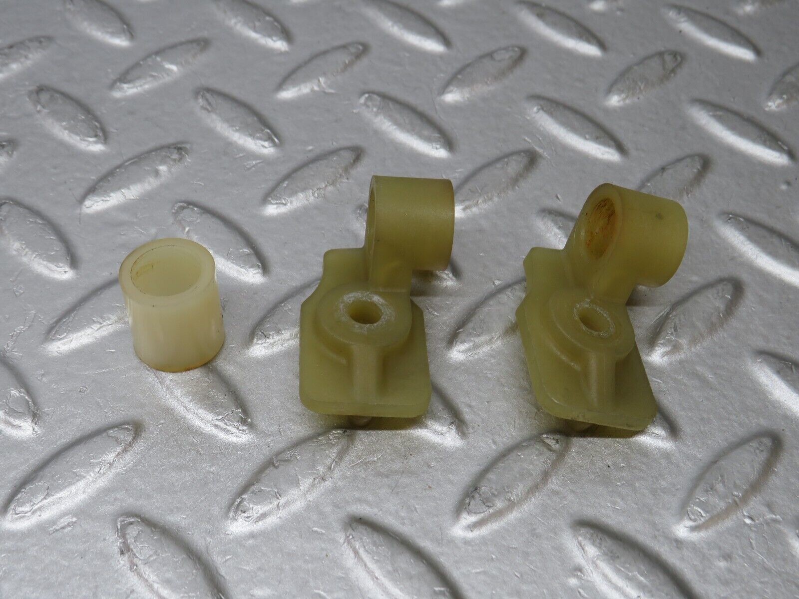 36134 Mercedes-Benz W126 420SE Accelerator Pedal Linkage