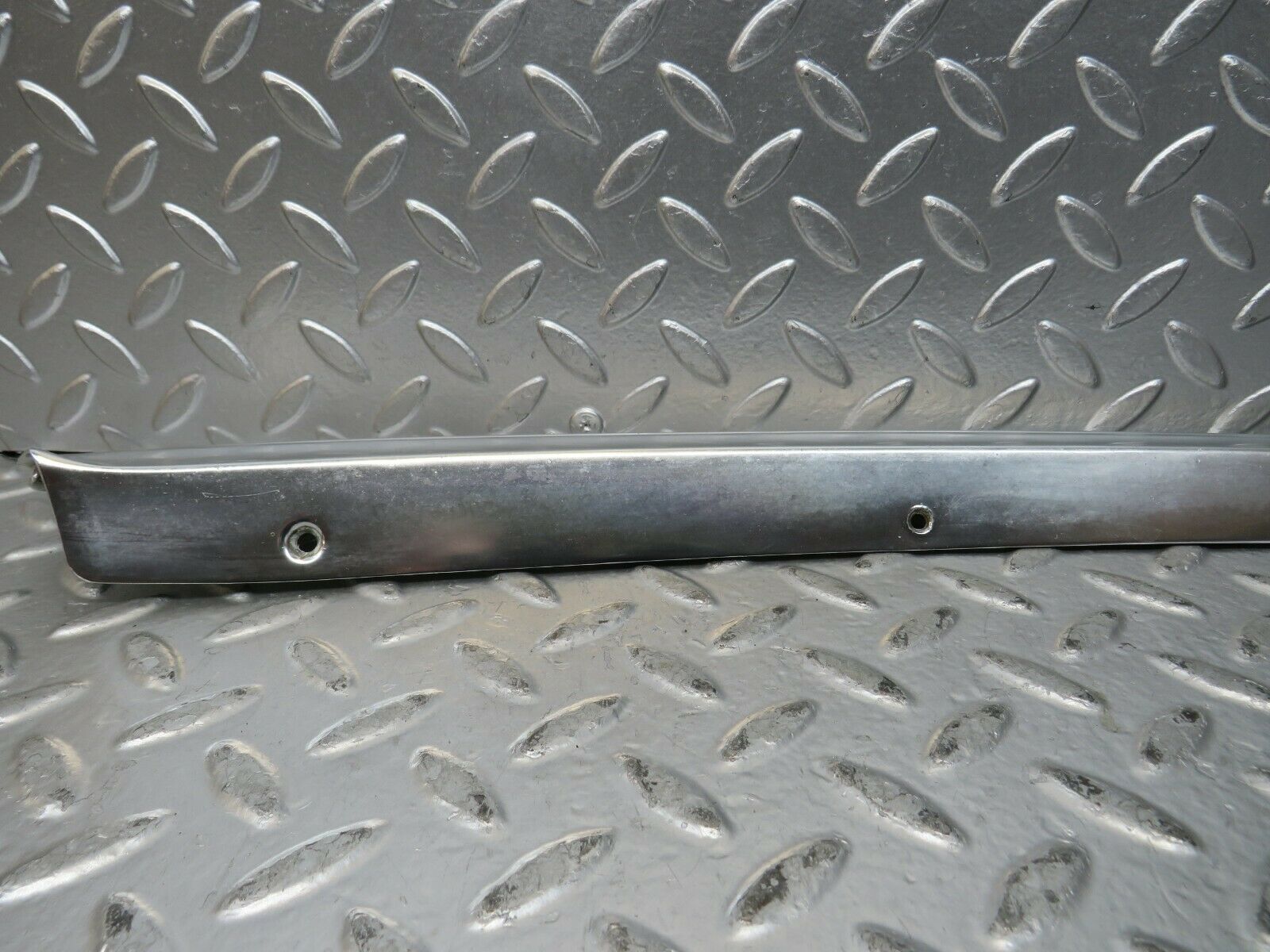 23366 Mercedes-Benz W116 350SE C Pillar Chrome Moulding Trim Right Side