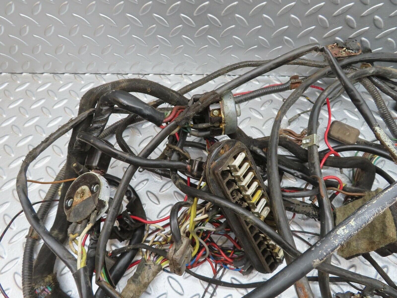 12995 Mercedes-Benz W111 220SE Engine Chassis Body Wire Wiring Harness