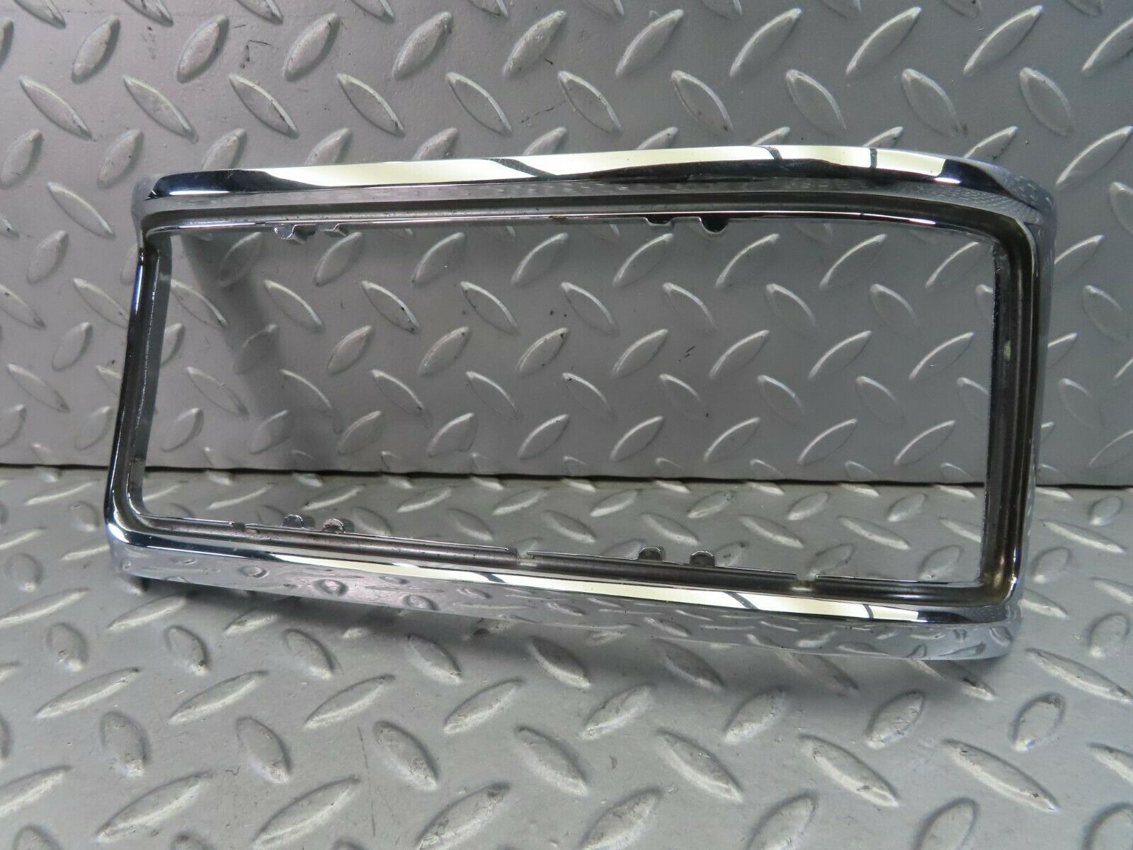 8591 Mercedes-Benz W115 Tail Light Chrome Frame Right 1158260259