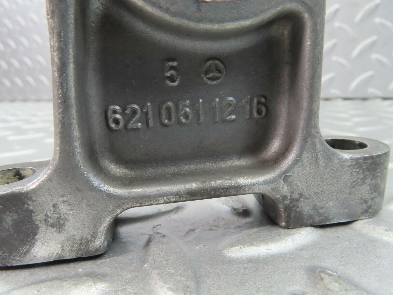 8988 Mercedes-Benz W110 Camshaft Tower Bearing 6210511216