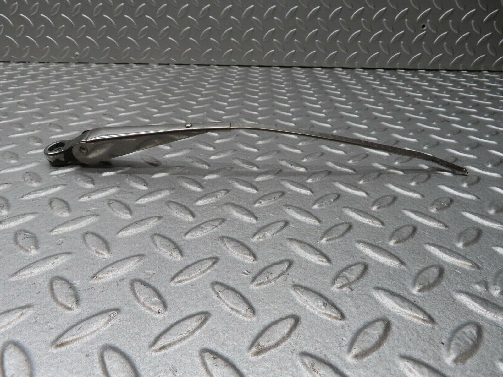 13114 Mercedes-Benz W111 220S Wiper Arm Right Side