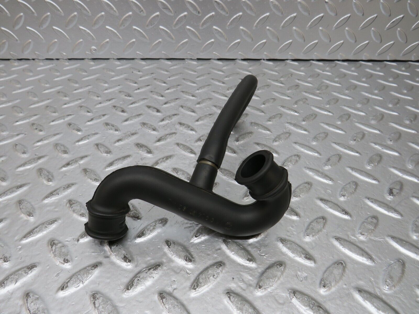 27297 Mercedes-Benz W123 280E Air Intake Pipe 1100944982