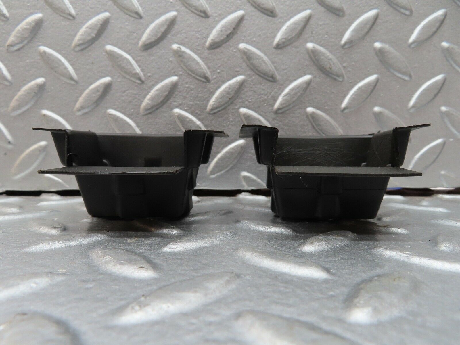 18507 Mercedes-Benz W116 450SEL Rear Window Switch Plastic Pocket 1098210665