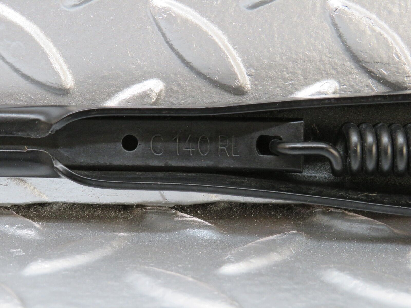 24924 Mercedes-Benz W140 S320 Wiper Arm Bosch Left Side