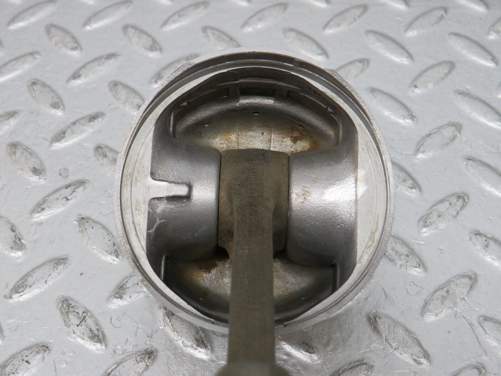 32650 Mercedes-Benz S124 300TE Wagon Piston With Connecting Rod 88.485mm 10205