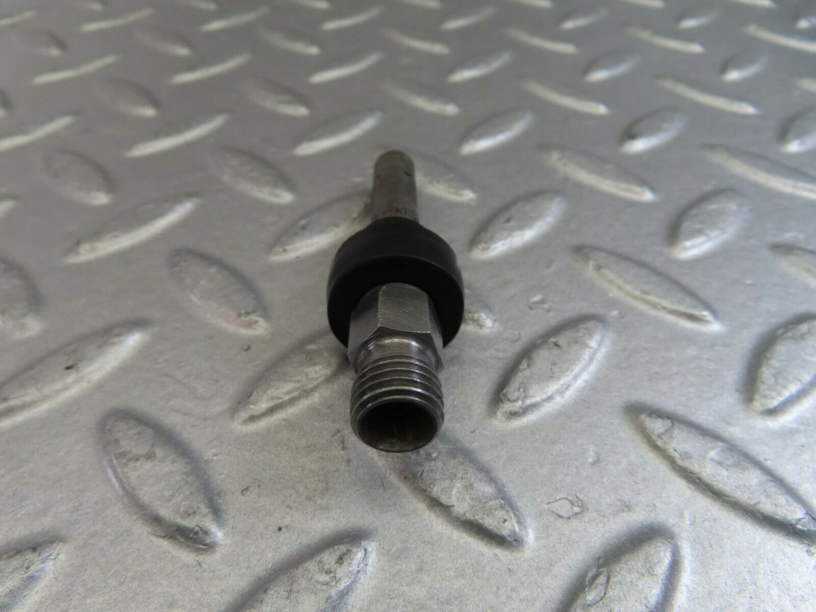 10047 Mercedes-Benz C123 230CE Coupe Fuel Injector Bosch 0437502010