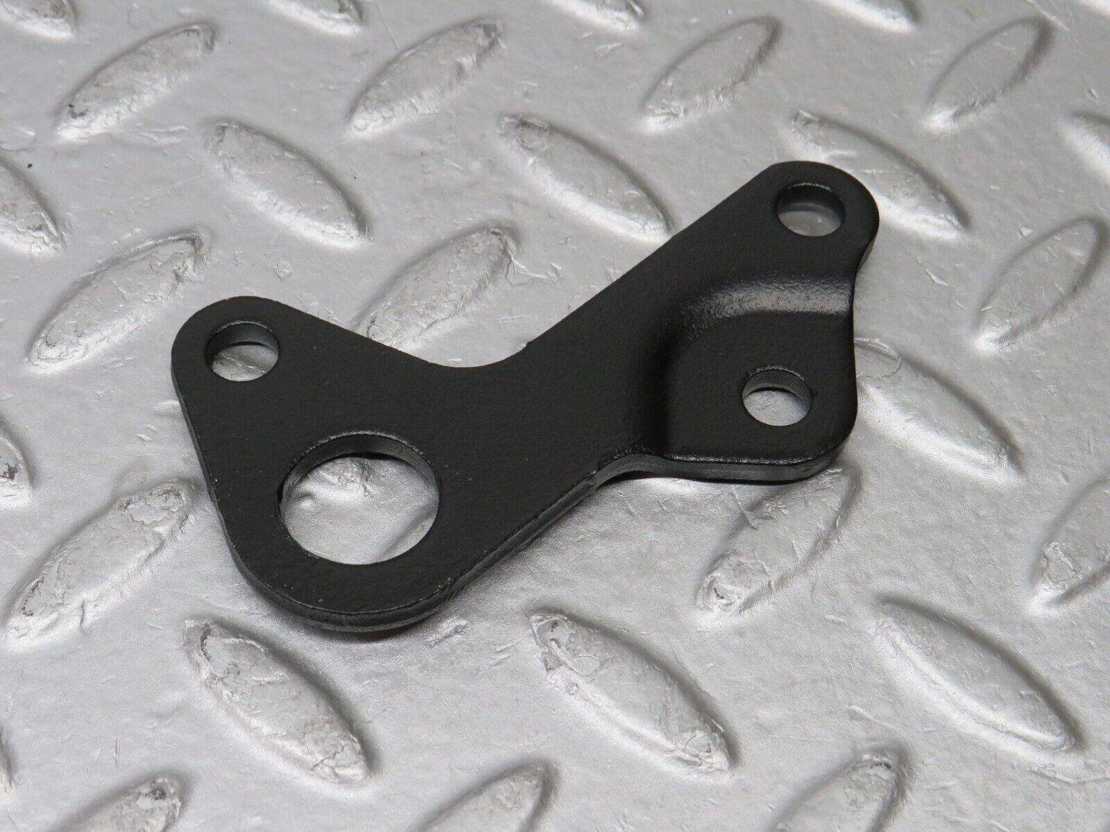 38972 Mercedes-Benz W201 190E 2.6L Engine Lifting Eyes Hooks