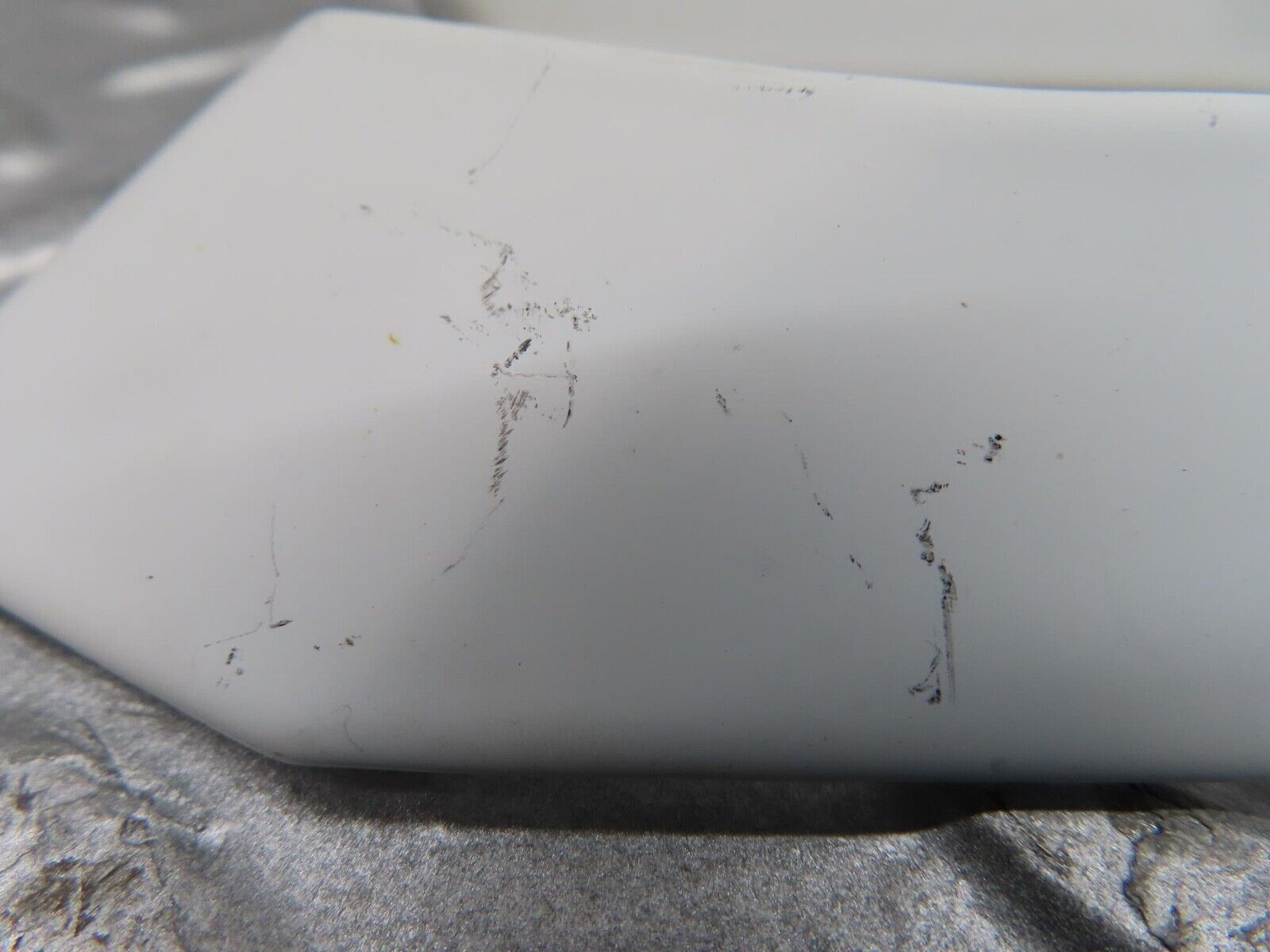 16439 Mercedes-Benz W124 260E C Pillar Lower Moulding Trim