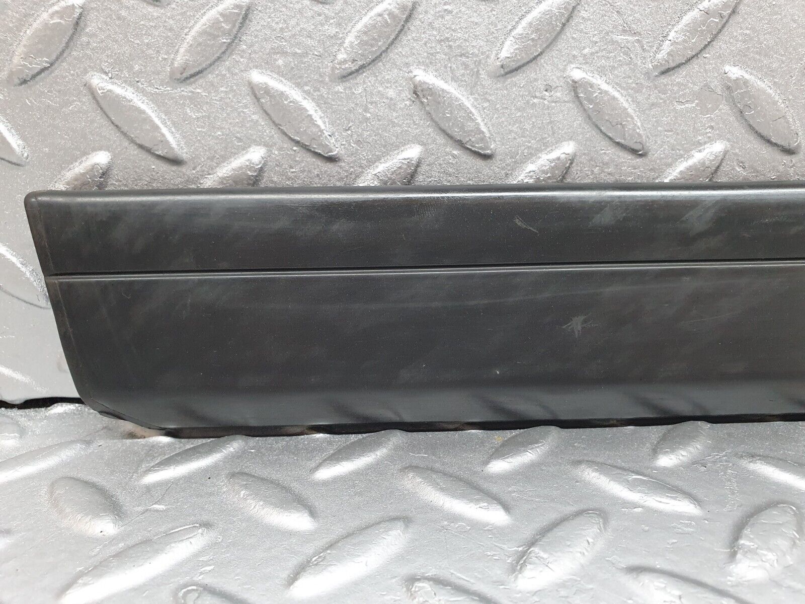 41421 Mercedes-Benz W124 200E Rear Right Door Lower Moulding Trim