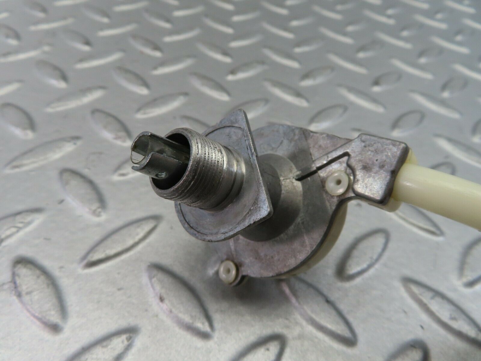 7760 Mercedes-Benz S123 230TE Wagon Heater Control Unit