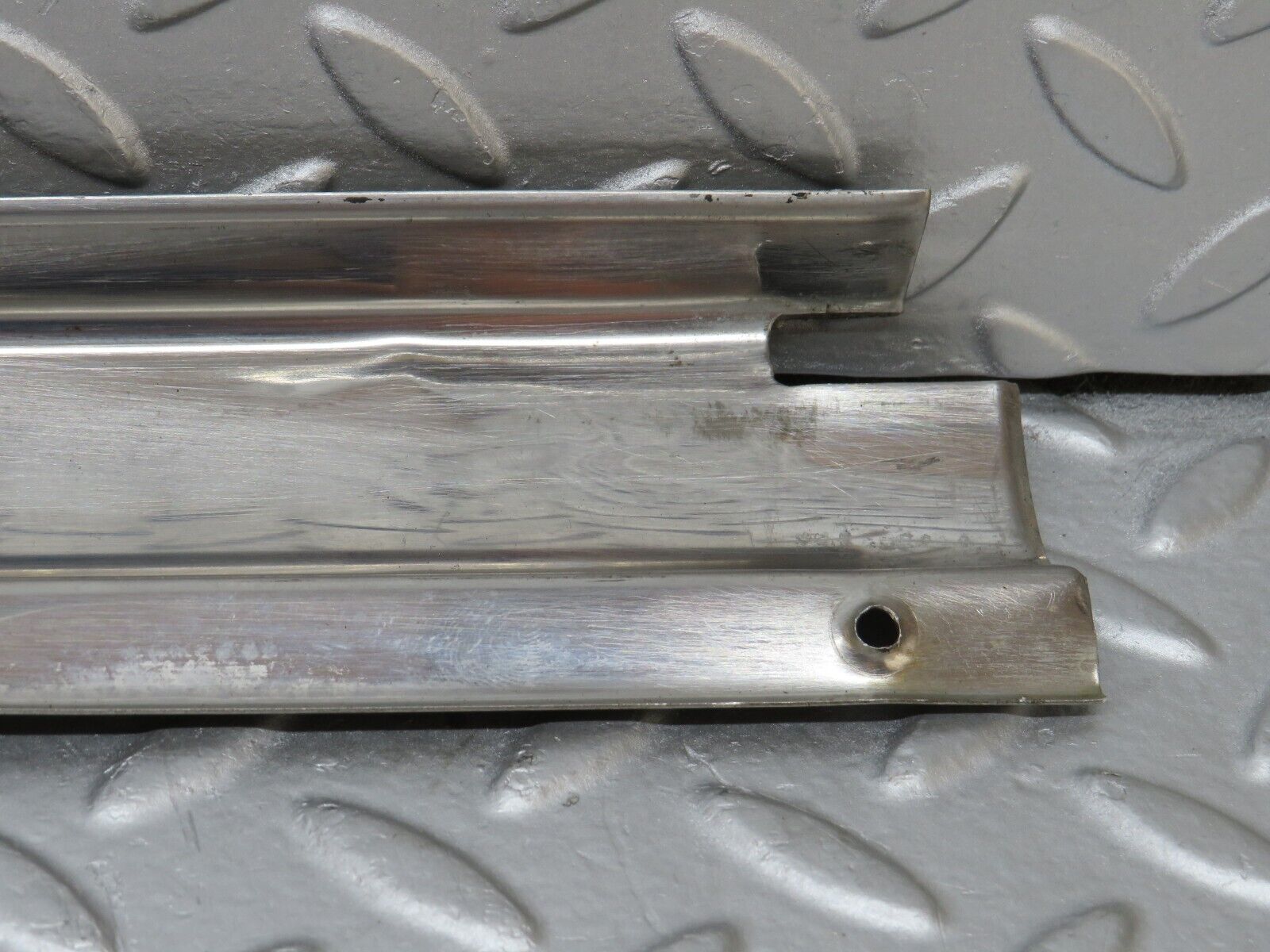 35764 Mercedes-Benz W108 Rear Right Door Sill Chrome