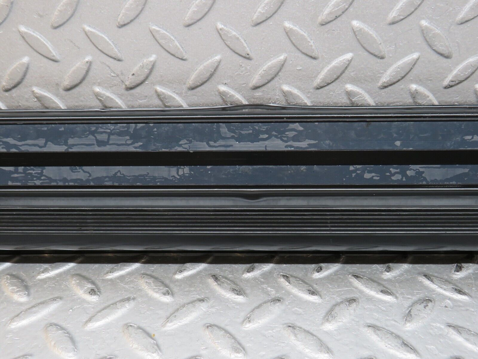 37868 Mercedes-Benz A124 320E Cabriolet Left Door Sill Trim Black