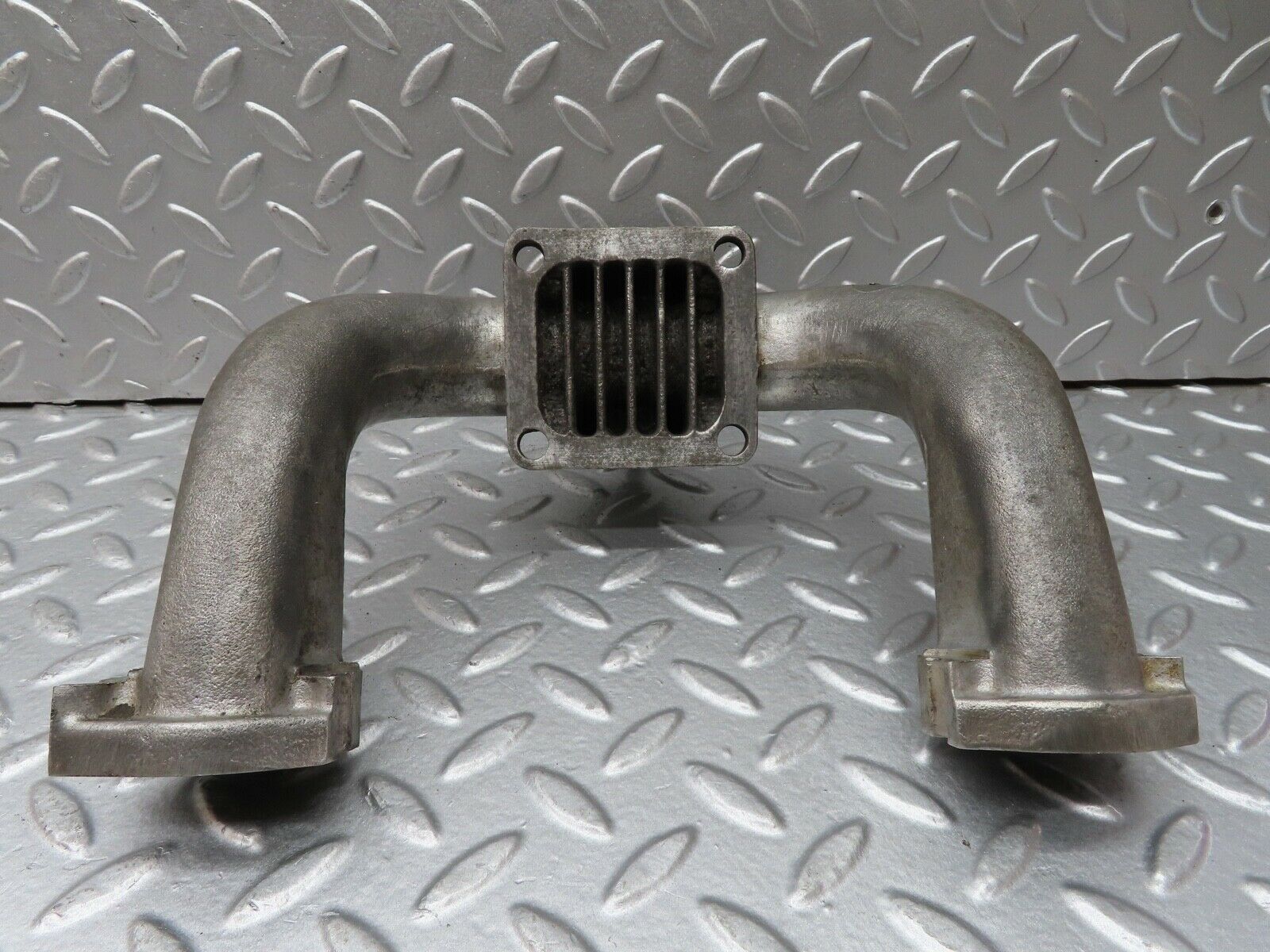 18558 Mercedes-Benz W136 170V Intake Manifold