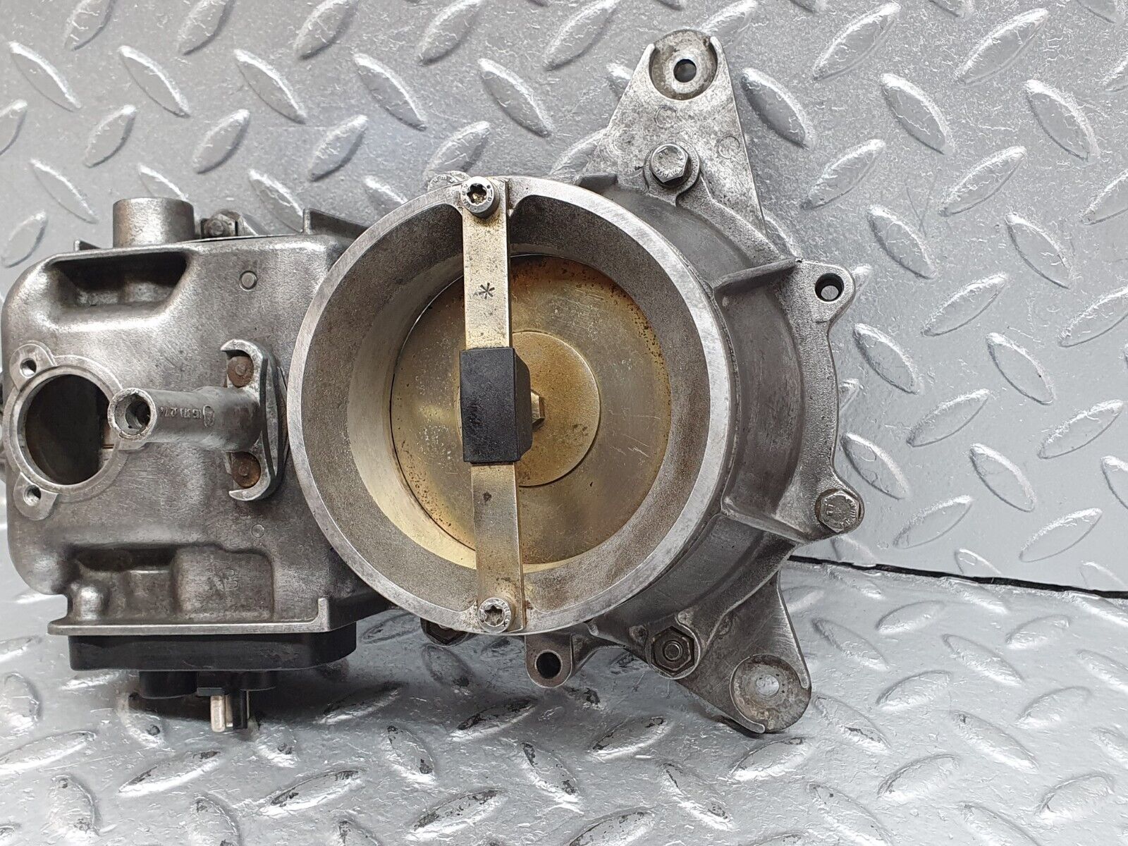 41095 Mercedes-Benz W126 300SE Air Flow Mass Meter Sensor Bosch 1031410345 0438121033 1160700274