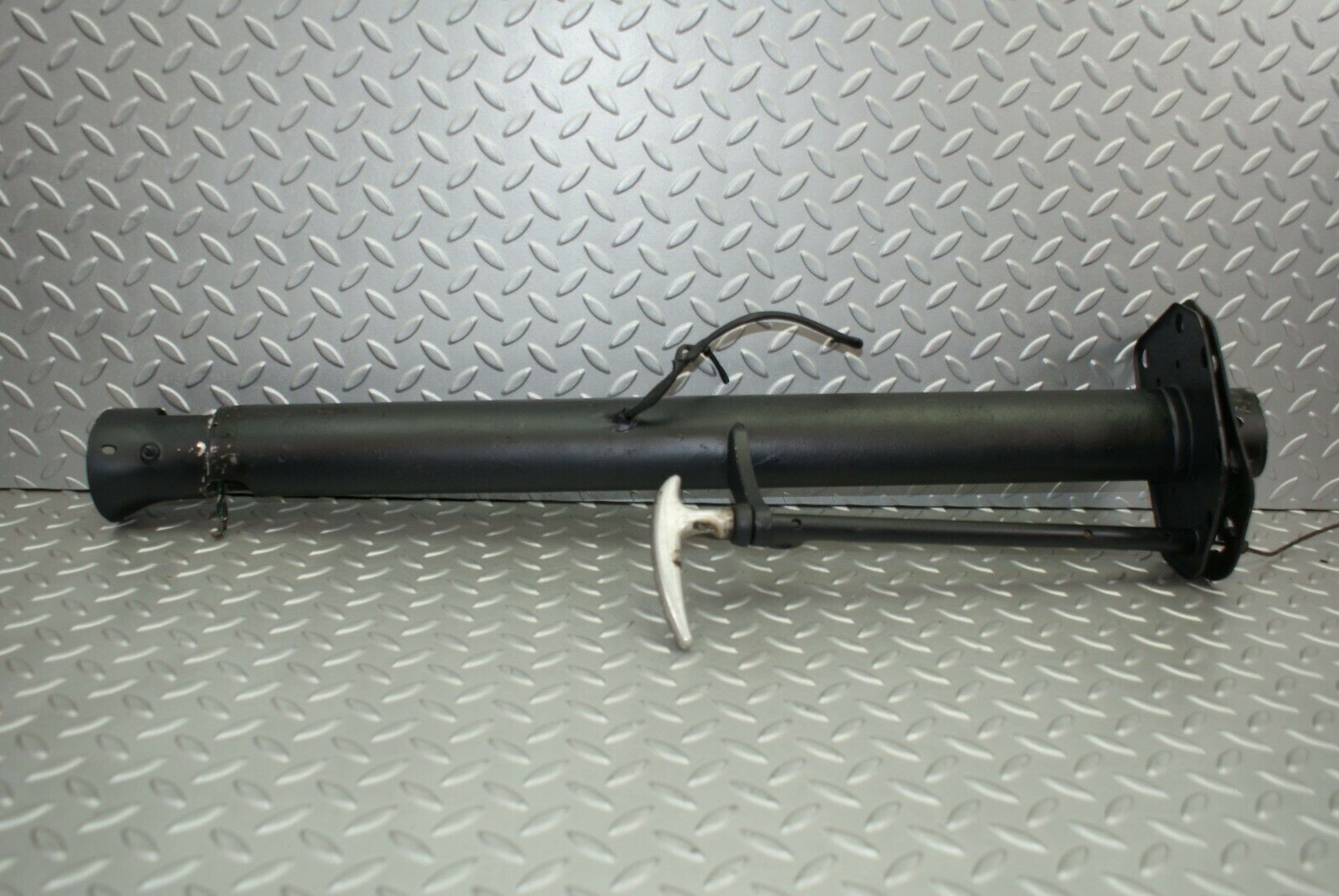 2717 Mercedes-Benz W105 219 PONTON Steering Column