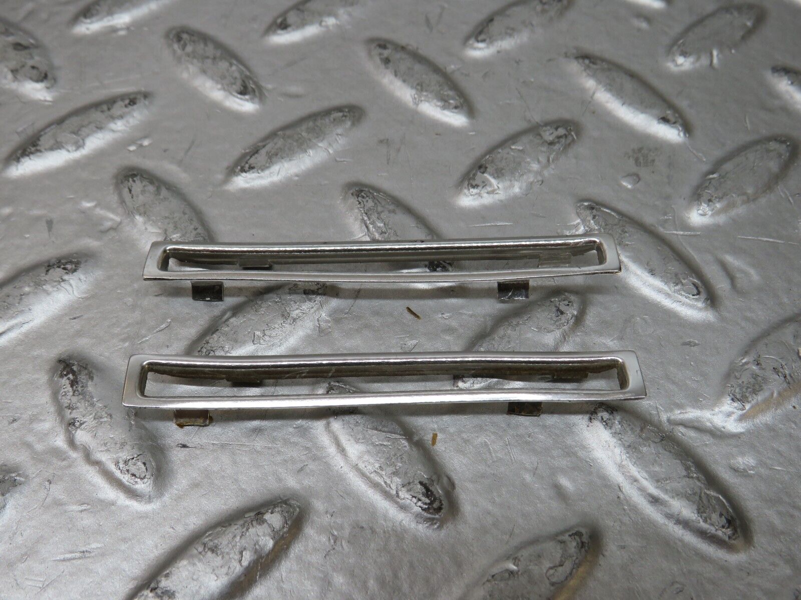 26180 Mercedes-Benz W116 450SE Dashboard Chrome Trim Pair