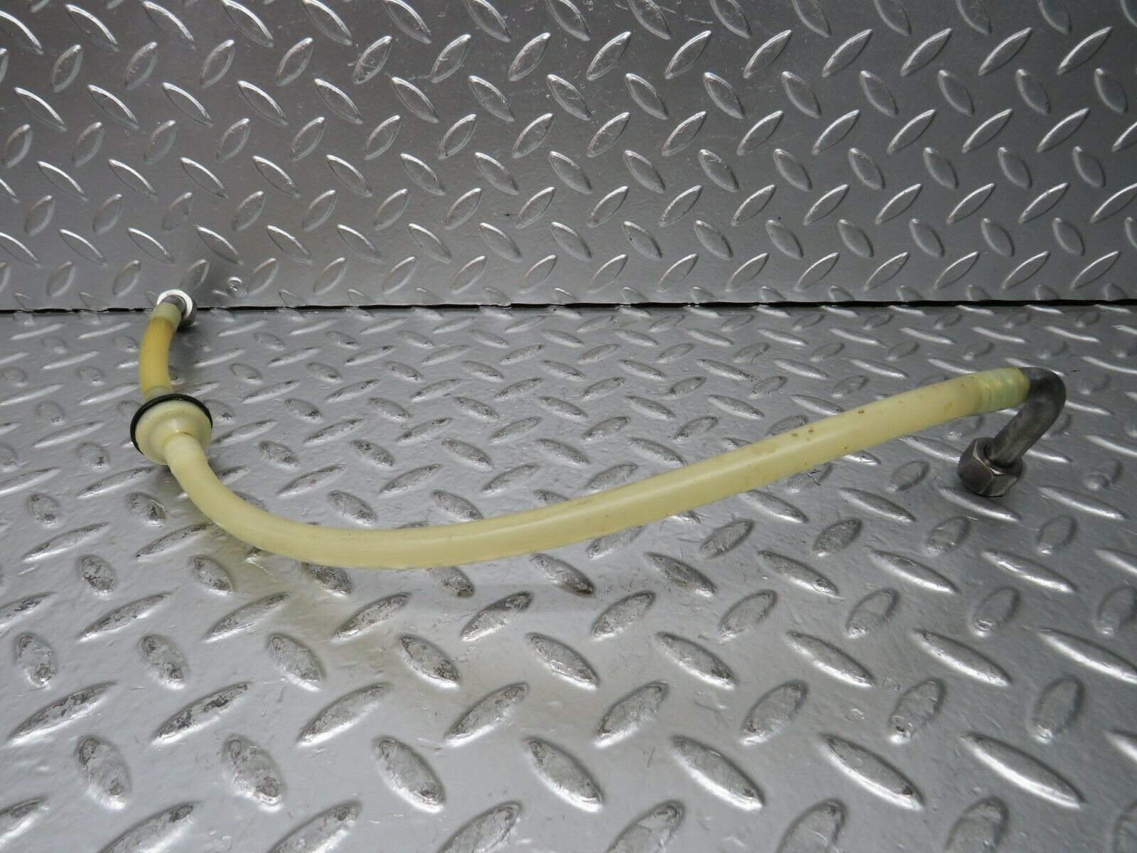 23293 Mercedes-Benz W116 350SE Brake Servo Vacuum Pipe