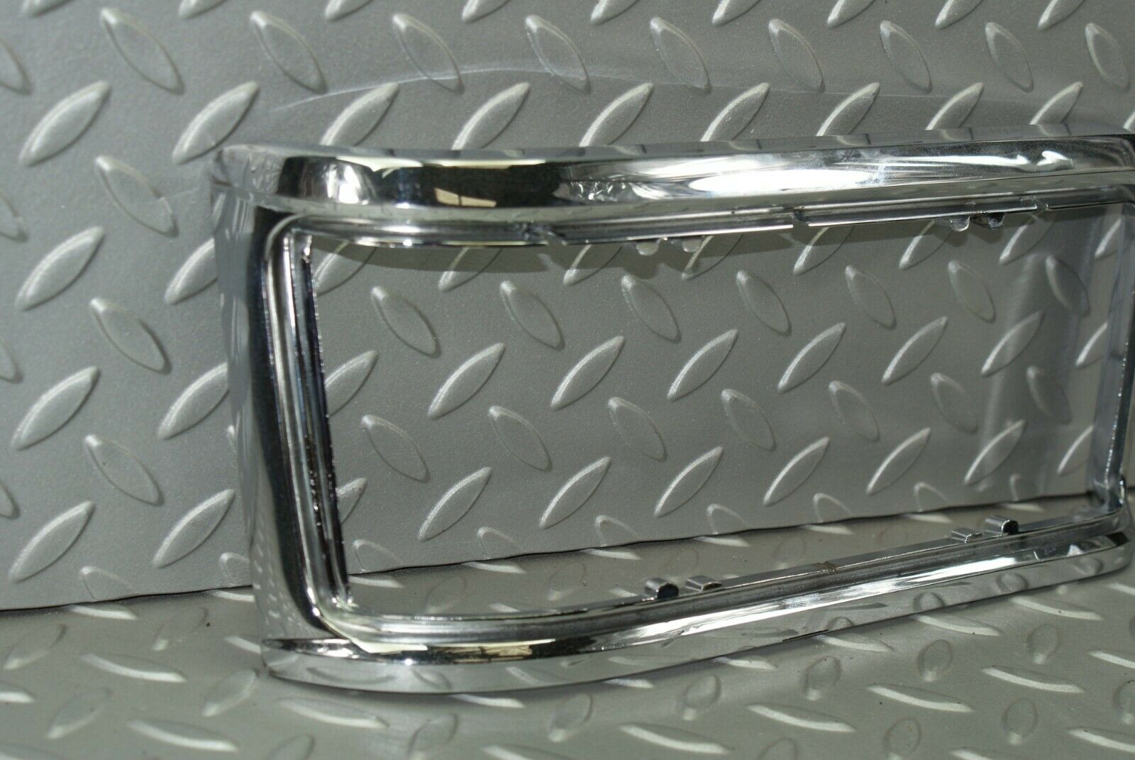 3091 Mercedes-Benz W115 220D Tail Light Chrome Frame Right Side 1158260259