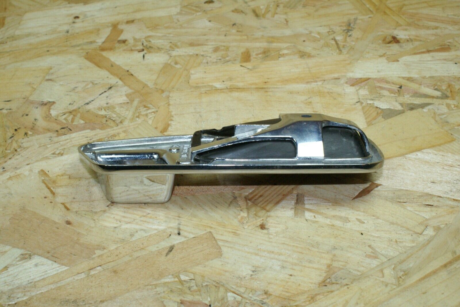 2254 Mercedes-Benz W123 280E Chrome Frame For Door Opener Left 1167660111