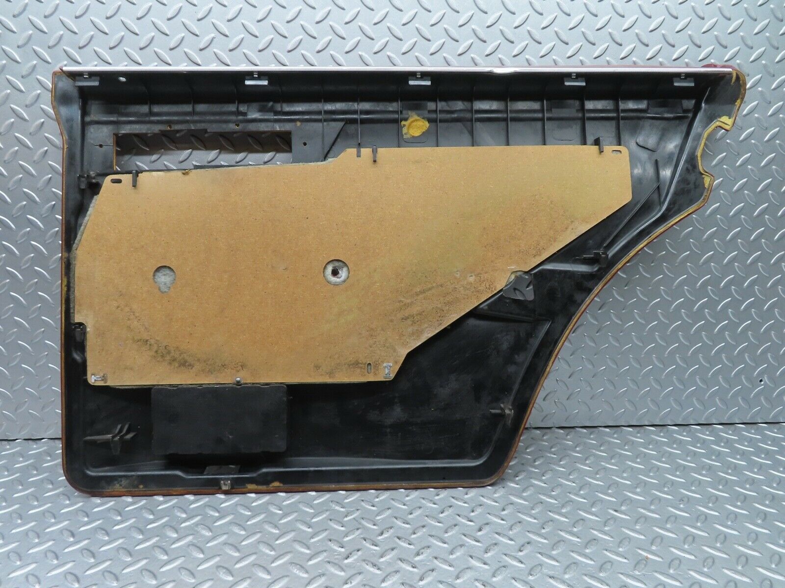 21459 Mercedes-Benz W126 300SE Rear Left Door Card Burgundy Red 1267370170