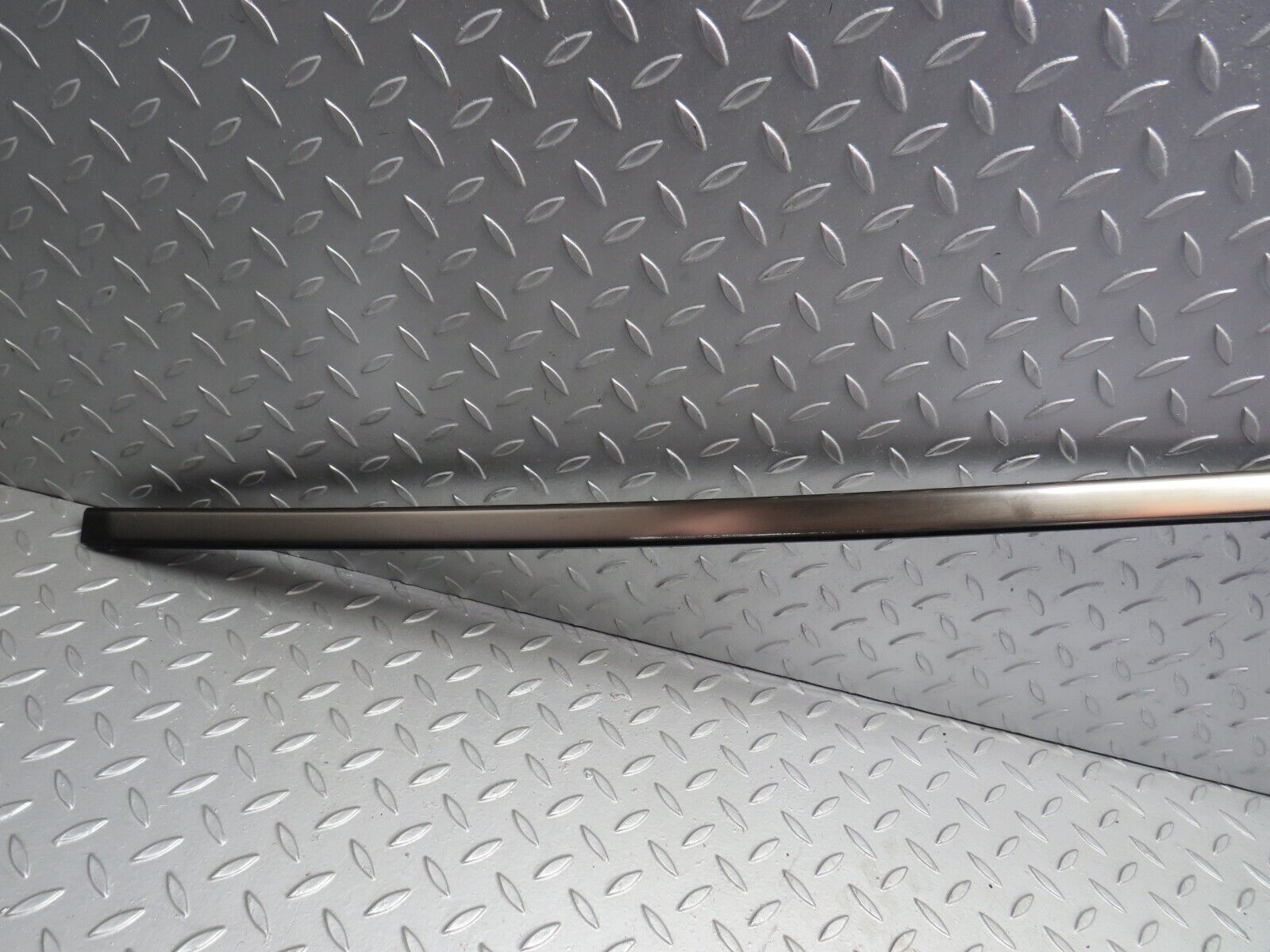 28999 Mercedes-Benz C124 320CE Coupe Roof Chrome Trim Left Side