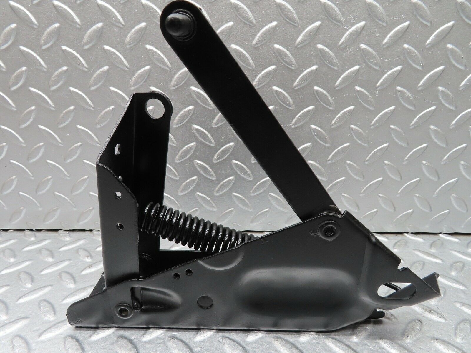 19815 Mercedes-Benz W121 190b Ponton Bonnet Hinge Right Side