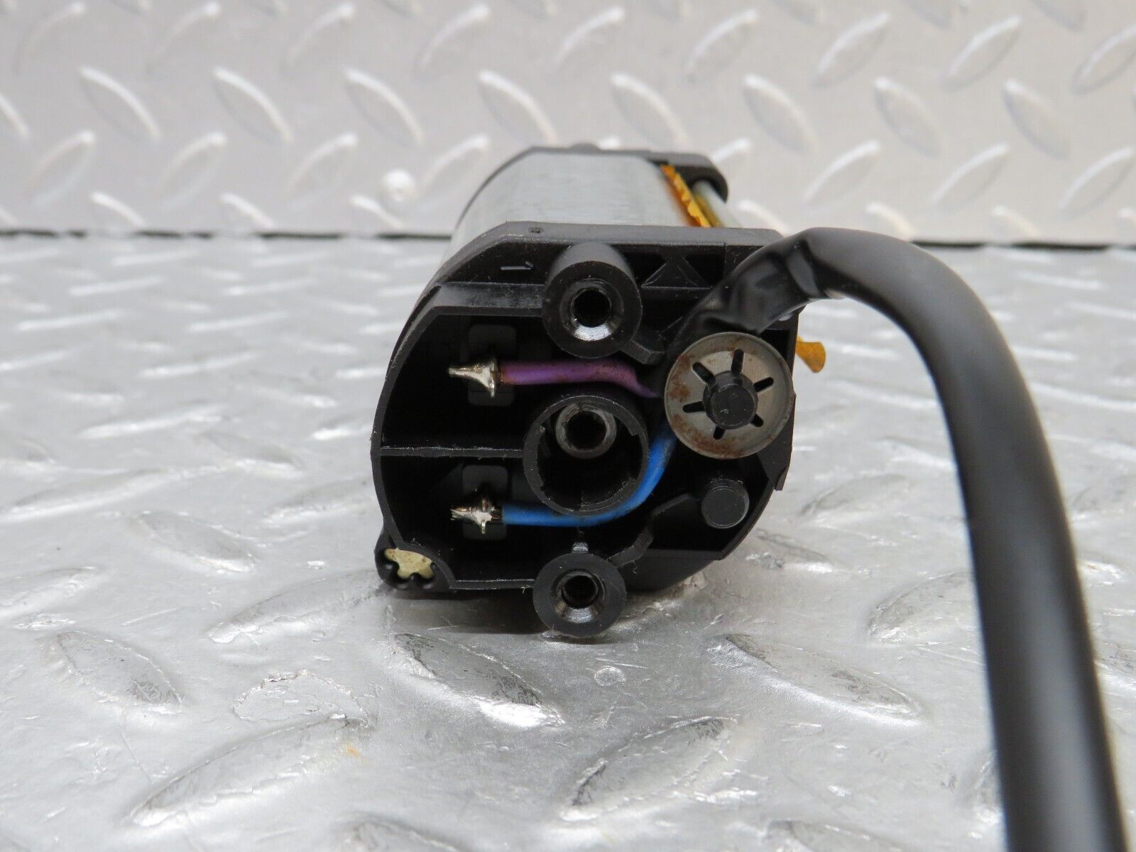 37066 Mercedes-Benz C126 420SEC Coupe Front Left Seat Adjustment Motor Brose