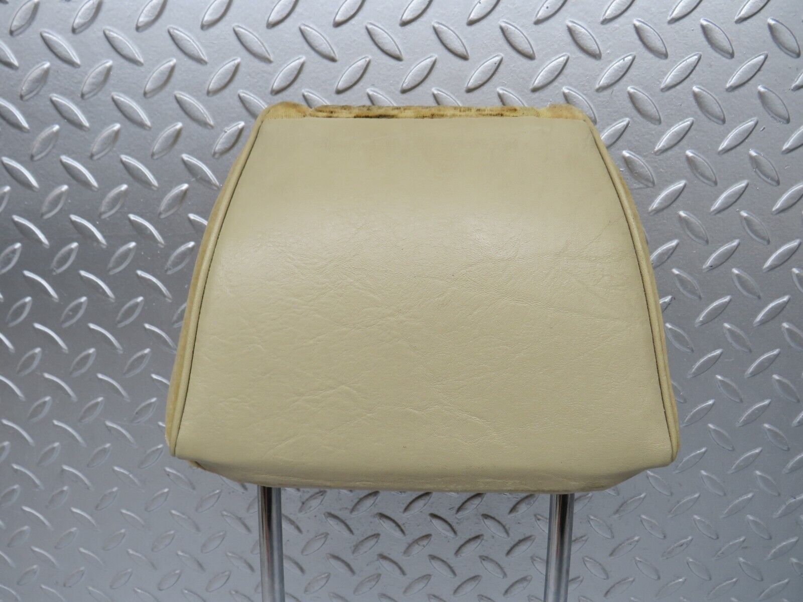 37078 Mercedes-Benz C126 420SEC Coupe Front Seat Headrest