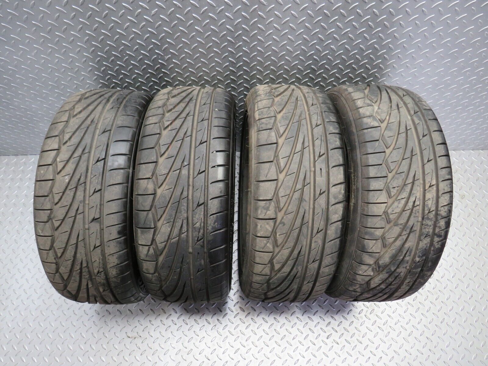 30424 Mercedes-Benz Alloy Wheel Set 7.5Jx17H2 ET35